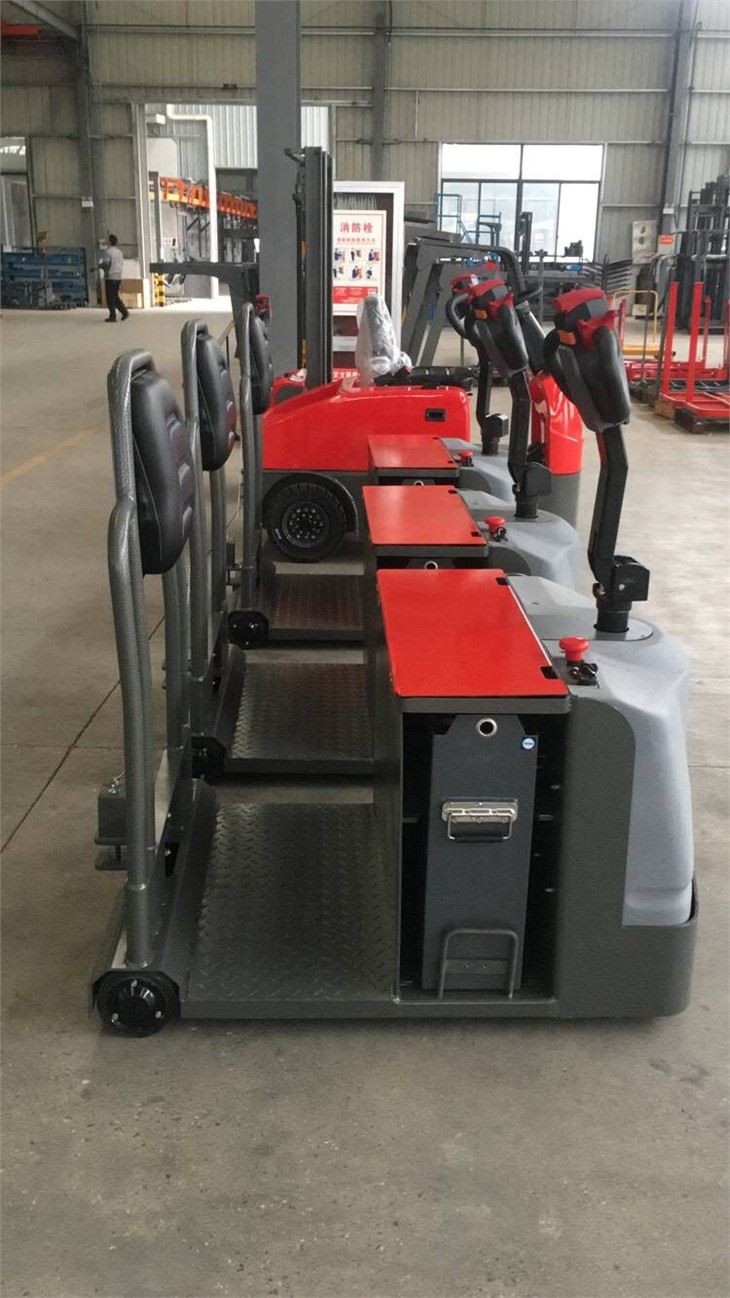 3トン倉庫トレーラー電気牽引トラクター