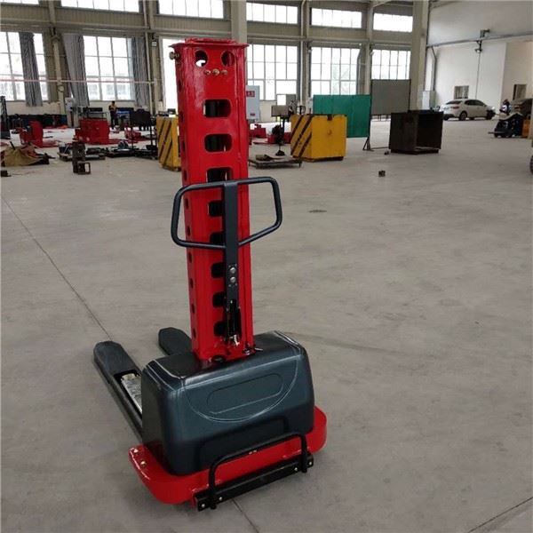 warehouse Equipments manufacturers
