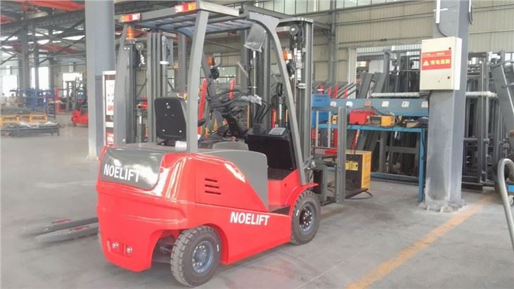 high quality Electric Counterbalance Forklift
