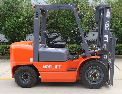3000KG 定格容量カウンターバランス ディーゼル フォークリフト トラック