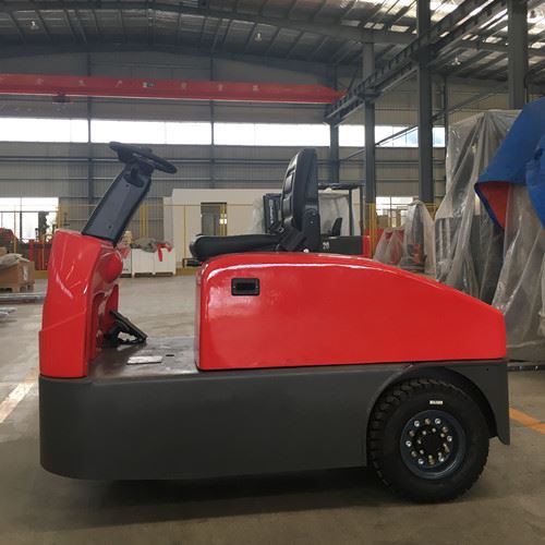 牽引トラクター TGA60 6000kg フォークリフト トラック 販売用