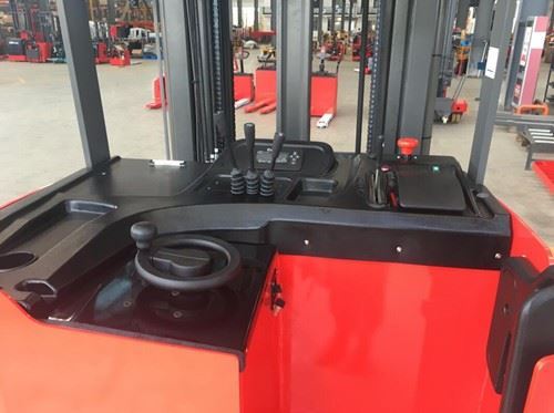 TC1030 1ton High-position Three-way Stacker