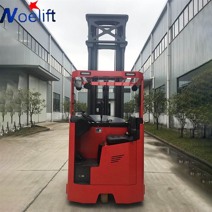 Station Driving Pedal Adopts Shock Absorption Design Electric Reach Truck